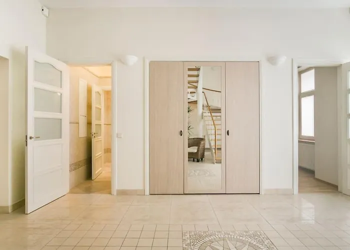 Luxury & Location Daire